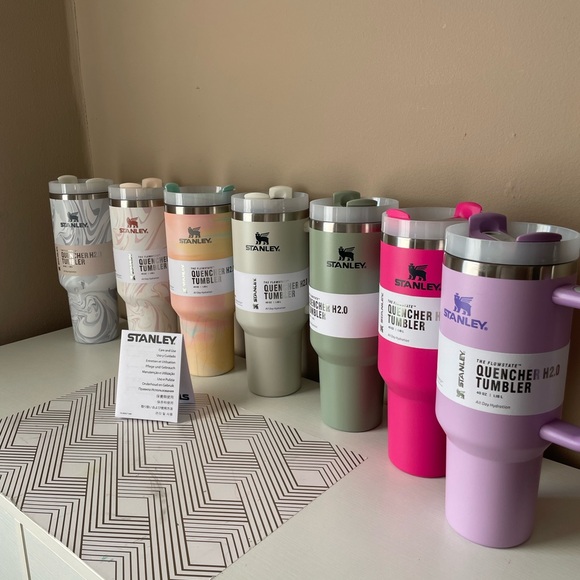 Stanley Quencher Tumbler - Pastel and Cream Marble - Picture 4 of 4